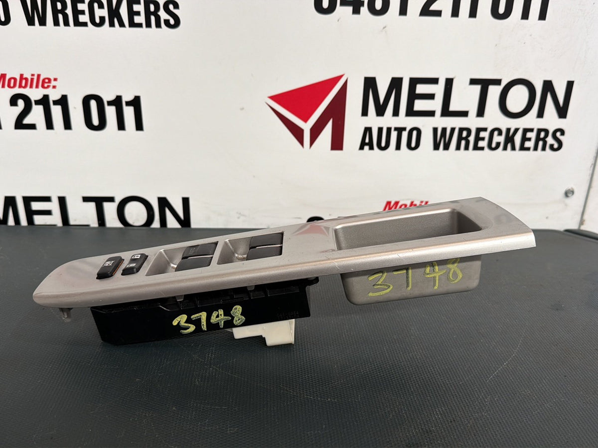 2011-2019 Toyota Yaris P130 Hatchback Master Power Window Switch