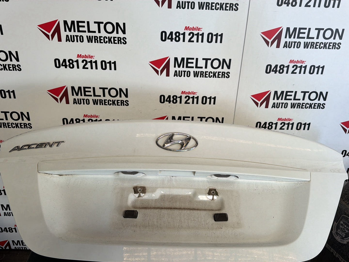 May 2011 to Aug 2014- Hyundai Accent RB- Bootlid- Non Keyless Entry Type