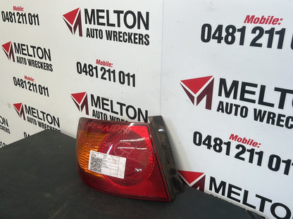 2006 Hyundai Elantra HD - Left Taillight