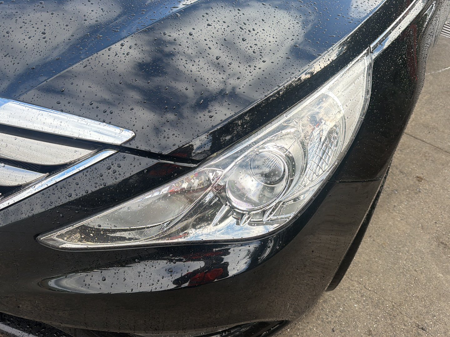 2010 Hyundai i45