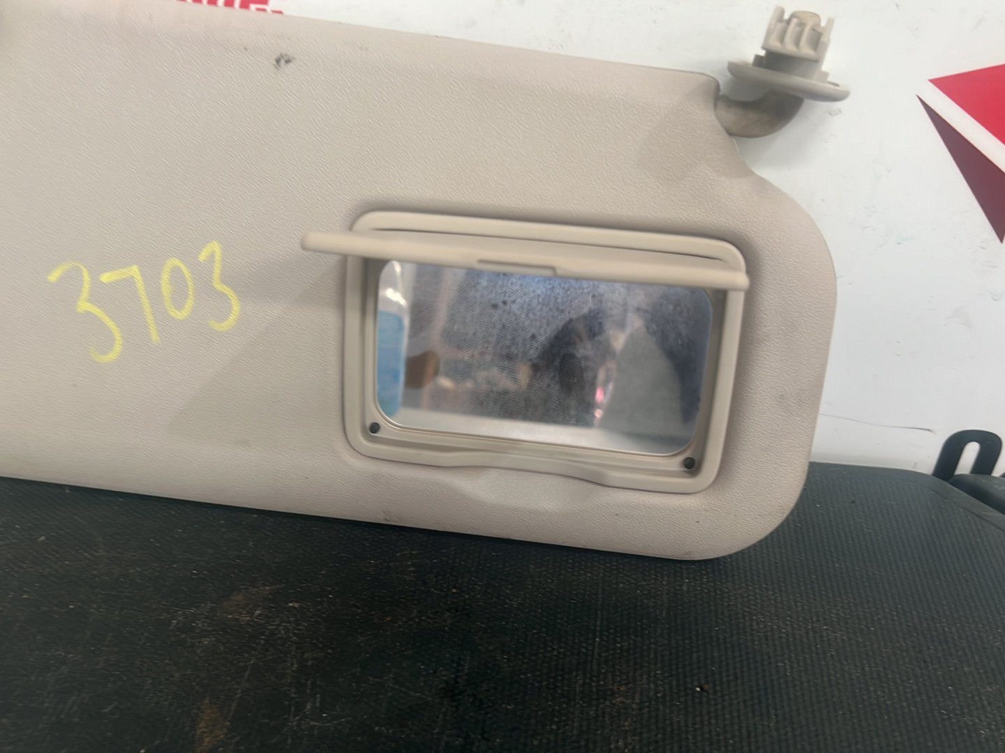 2011 Mazda 2 - Right Sun Visor