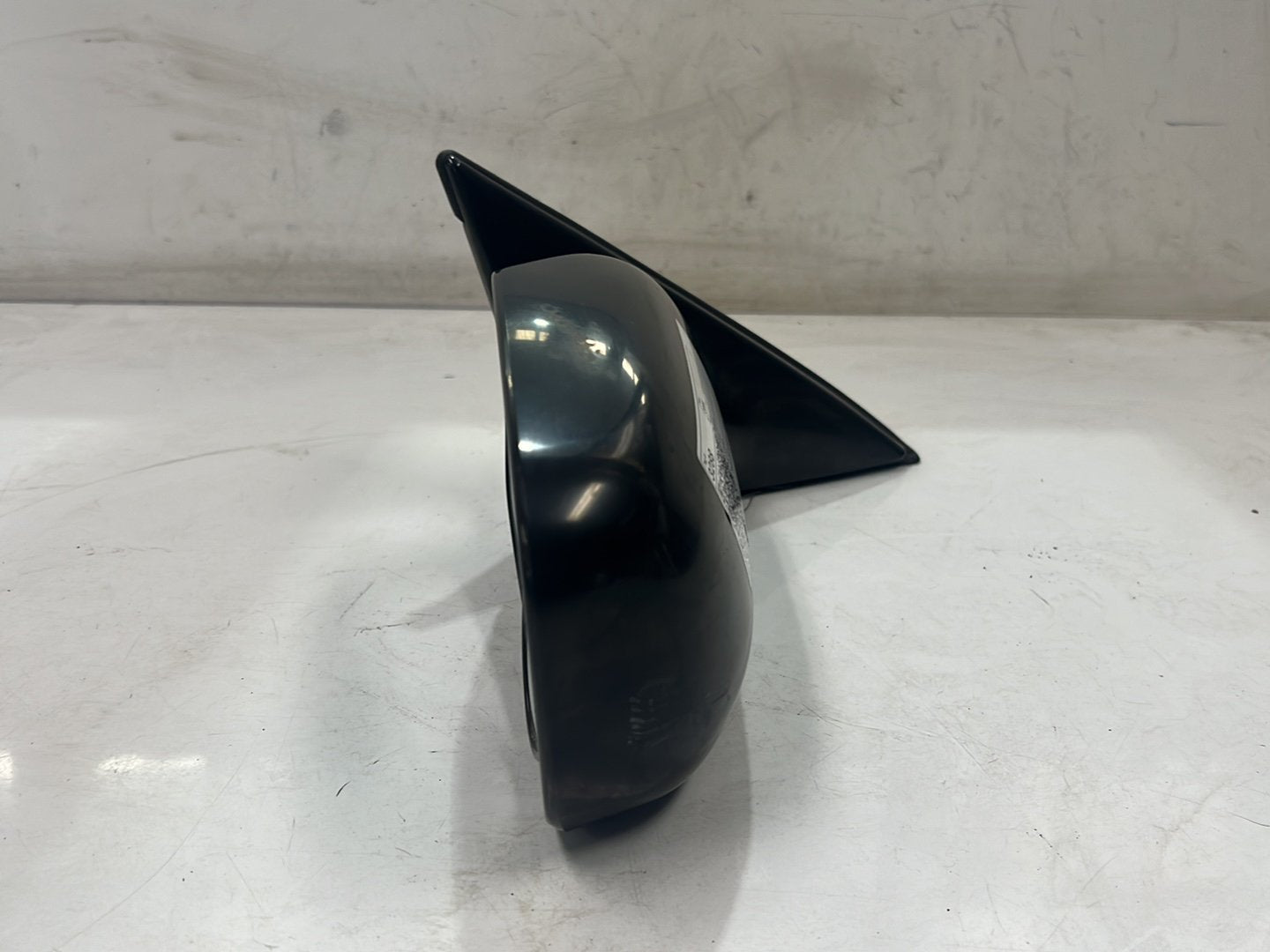 Aug 2002 to May 2006- Toyota Camry- Right Door Mirror- Black, Sk36
