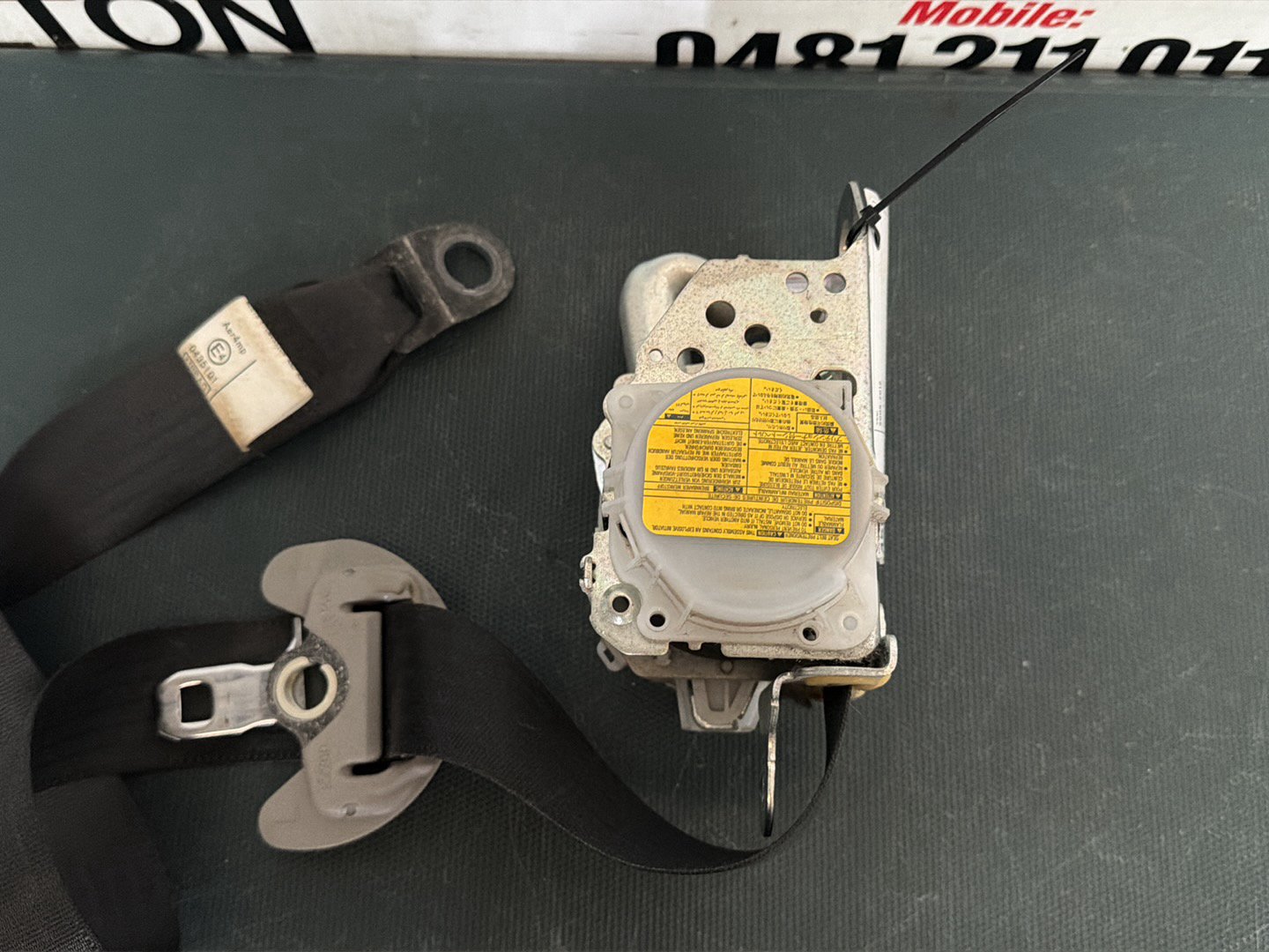 Nov 2005 to Nov 2012- Toyota RAV4 ACA33 ACA38- Left Front Seat Belt