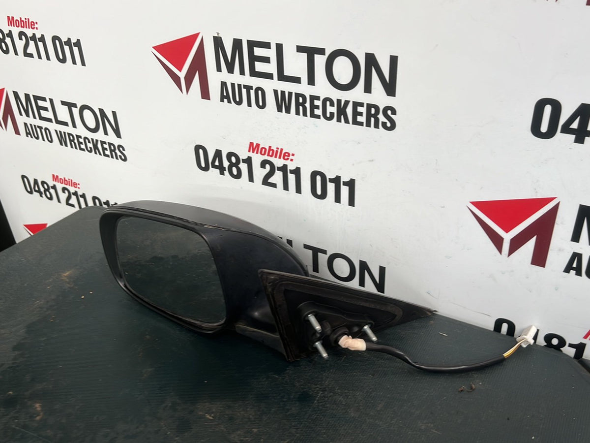 2009-2012 Toyota Corolla Left Door Mirror