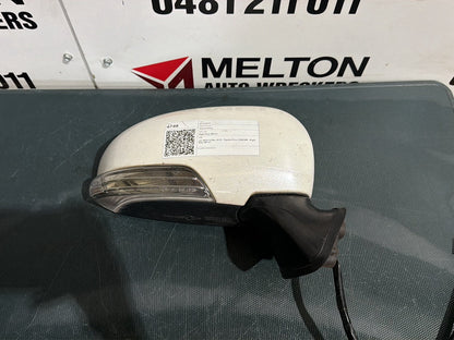 Jan 2012 to Dec 2015 - Toyota Prius ZVW30R - Right Door Mirror