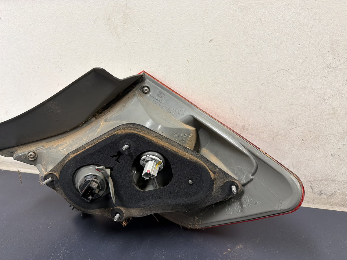 Nov 2011 to Mar 2015 - Toyota Camry ASV50 - Left Taillight - Body Mounted, Non Led Type