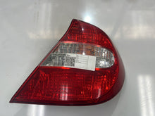 2004 Toyota Camry V30 - Right Taillight