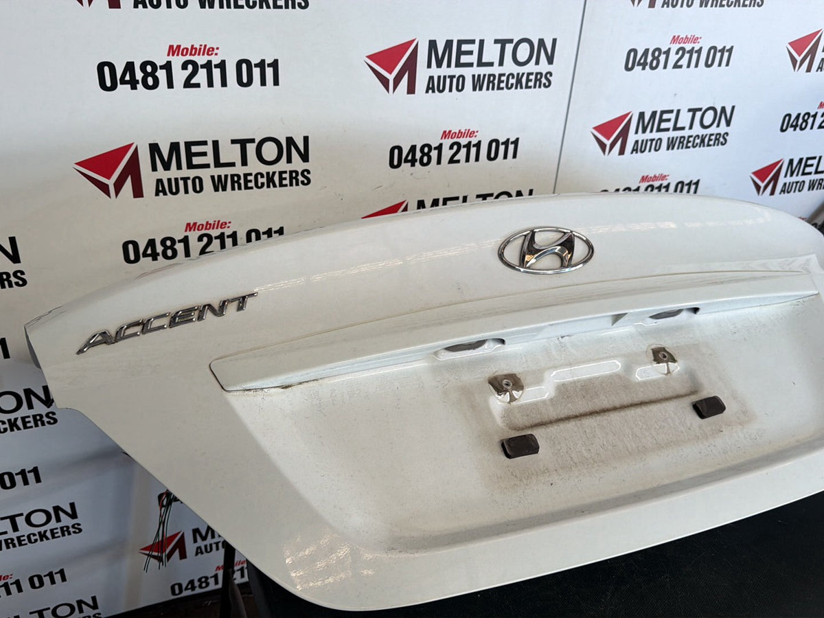 May 2011 to Aug 2014- Hyundai Accent RB- Bootlid- Non Keyless Entry Type