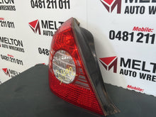 2004 Hyundai Elantra Left Taillight