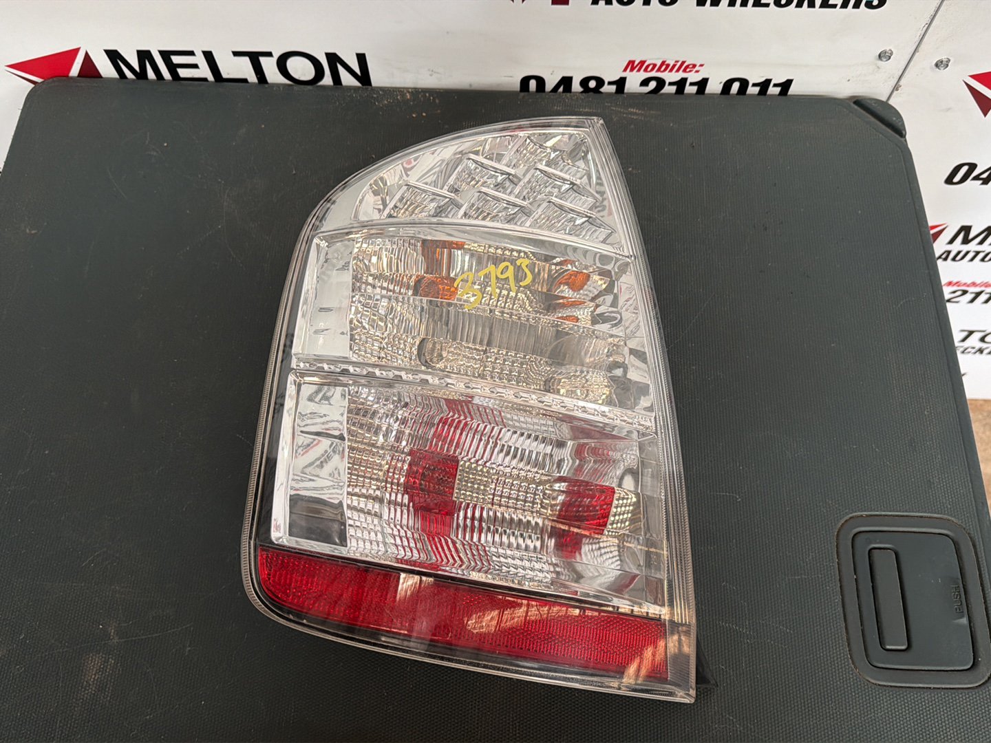 2004 Toyota Prius - Left Taillight