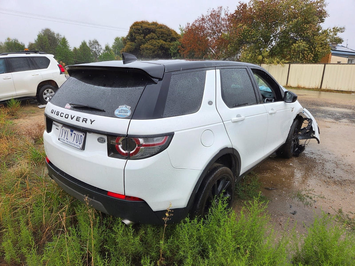 2017 Land Rover Discovery Sport Td4 L550 Station Wagon Left Front Door