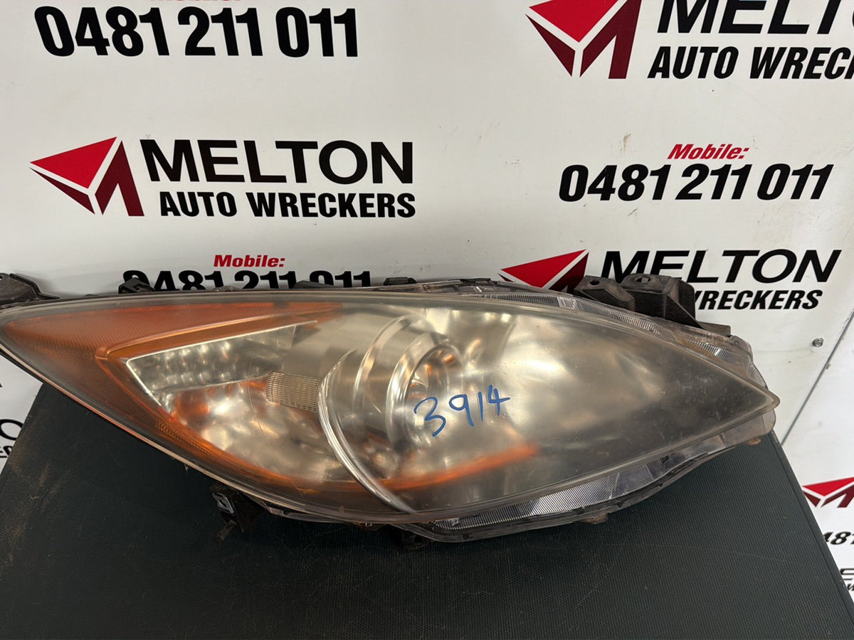 2012 Mazda 3- Right Headlight