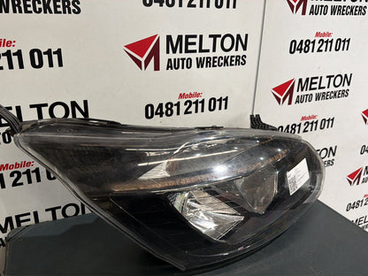 Jan 2018 to Aug 2023- Ford Transit Custom VN- Right Headlight- Halogen Type