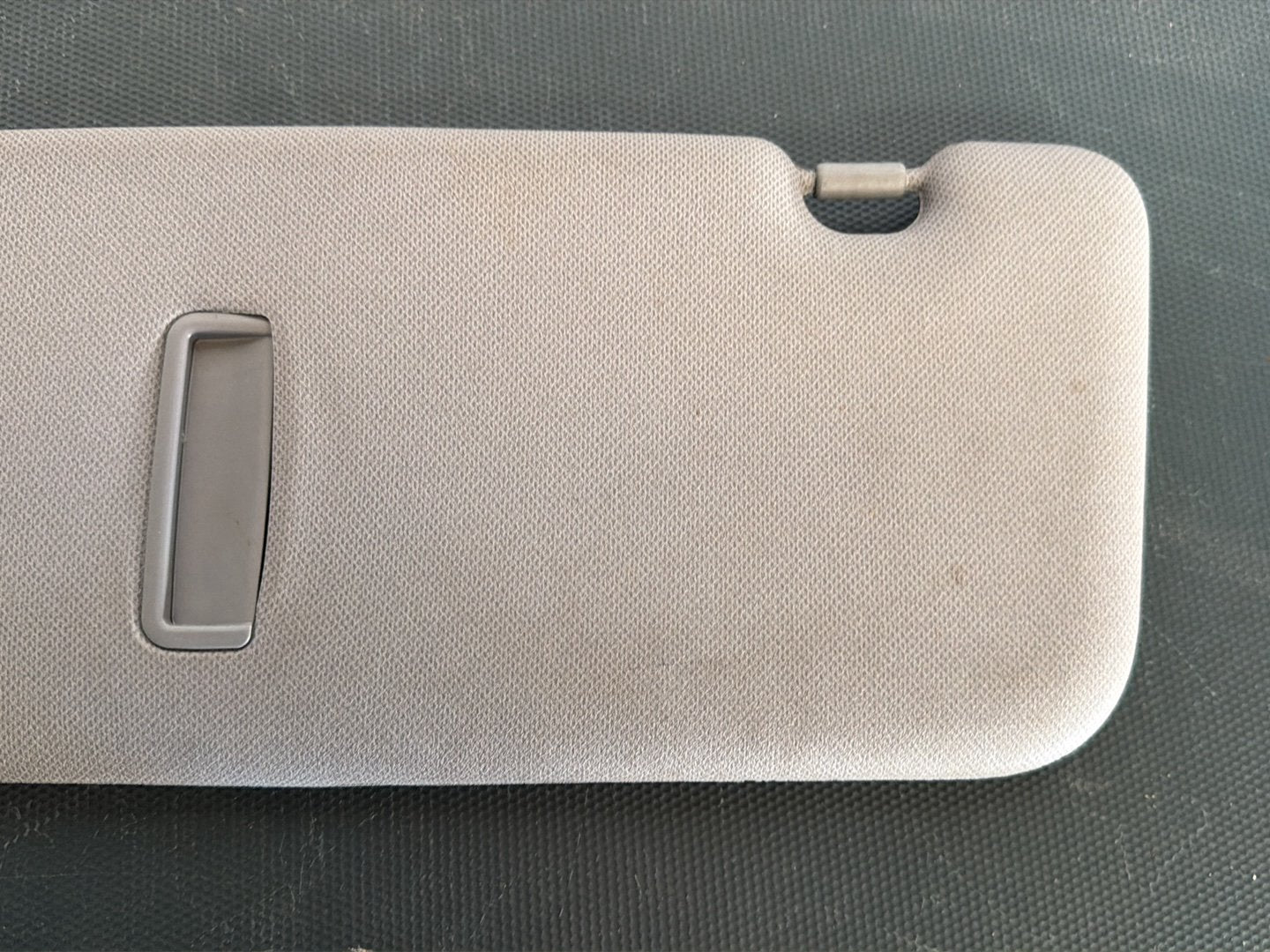 May 2011 to Dec 2019- Hyundai Accent RB- Right Sun Visor