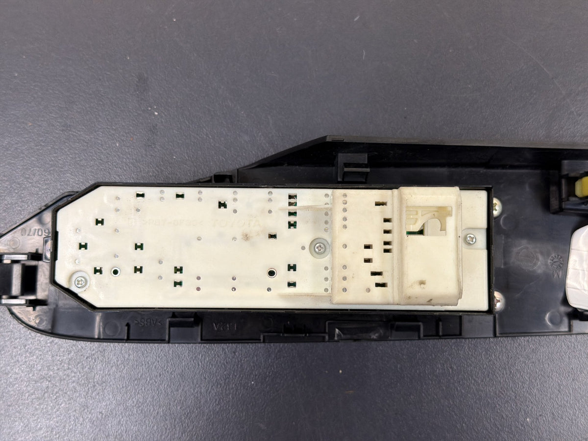 2017 Toyota Corolla ZRE1* Hatchback Master Power Window Switch