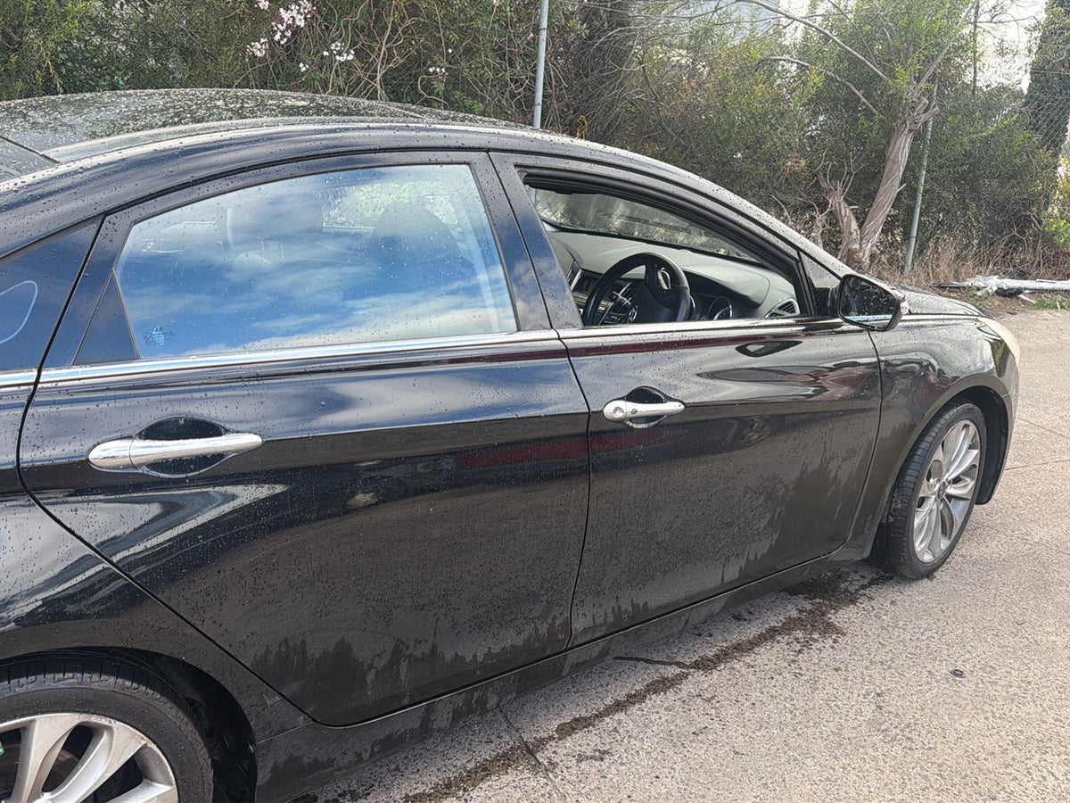 2010 Hyundai i45