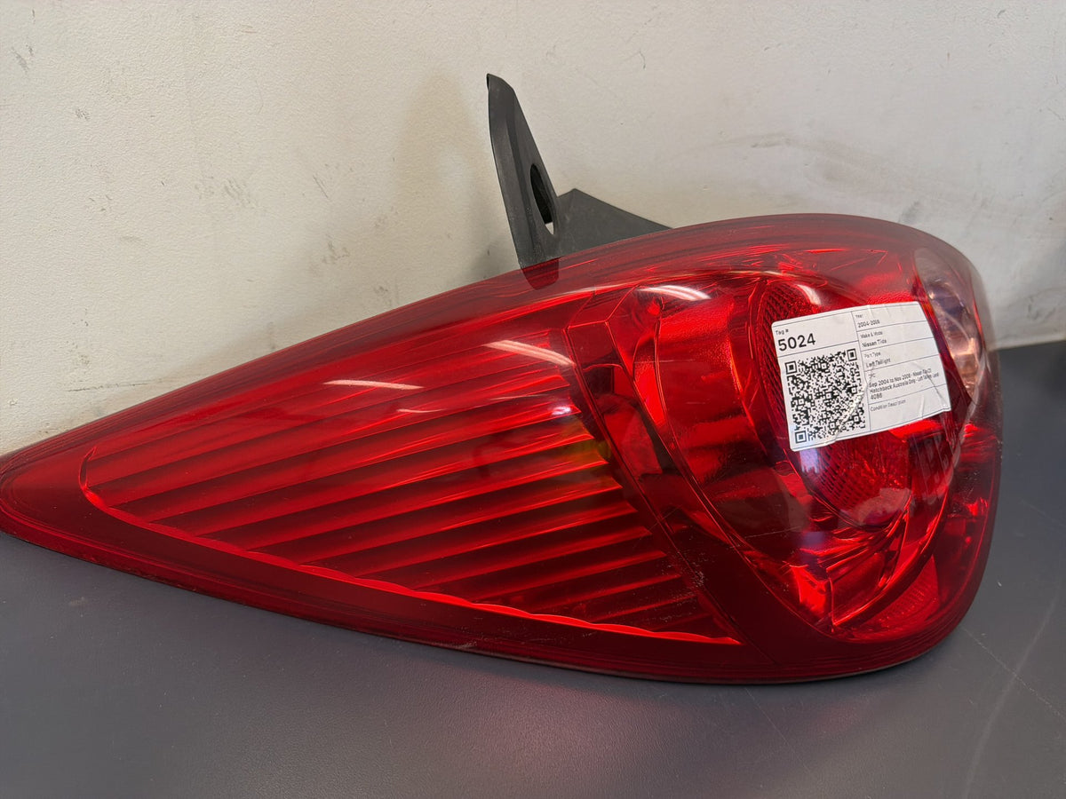 MERCEDES C CLASS RIGHT TAILLIGHT W204, SEDAN, LED TYPE, 03/11-07/14 11 12 13 14