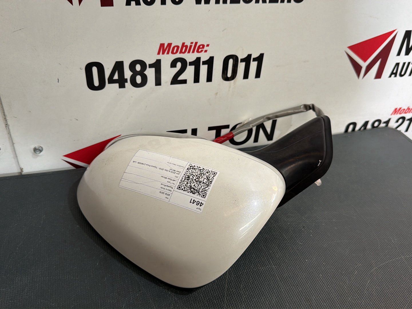Jan 2012 to Dec 2015- Toyota Prius ZVW30R- Left Door Mirror