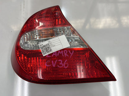 2004 Toyota Camry V30 - Left Taillight