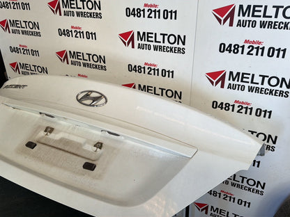May 2011 to Aug 2014- Hyundai Accent RB- Bootlid- Non Keyless Entry Type