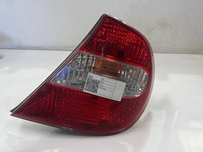 Aug 2002 to Sep 2004 - Toyota Camry - Right Reverse Light - Sk36, In Centre