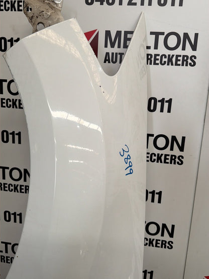 2012 Ford Mondeo MC - Left Front Guard