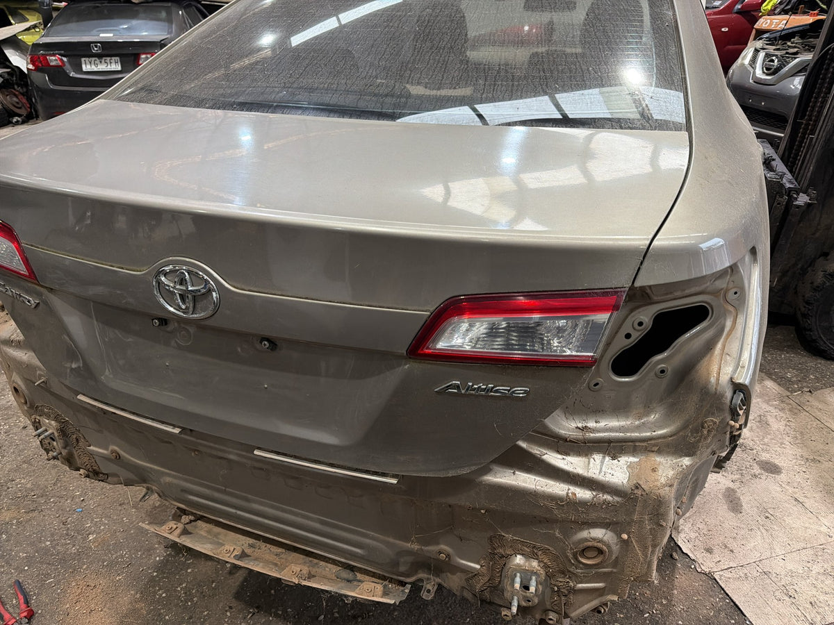 Nov 2011 to Mar 2015 - Toyota Camry Altise Atara R ASV50 - Bootlid - Non Spoiler & Non Camera Type
