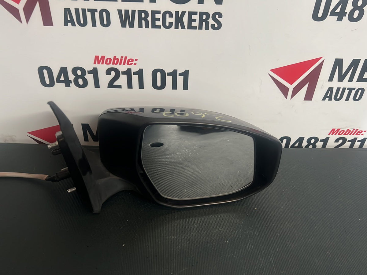 2014 Nissan Pulsar B17 Right Door Mirror