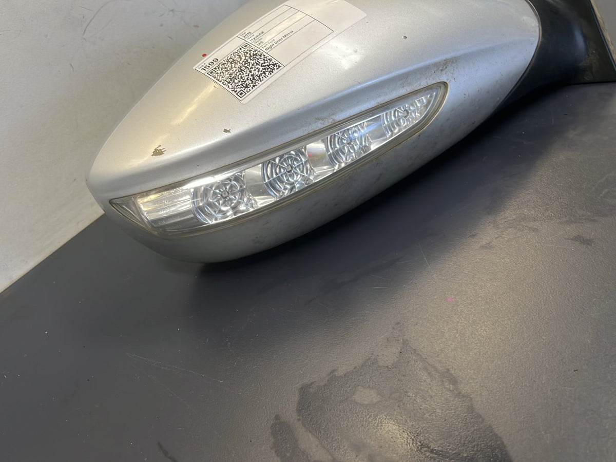 Hyundai i45 YF 2010-2013 Right Power Fold Door Mirror with Flasher