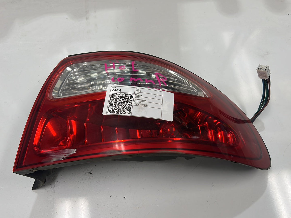 2000-2002 Holden Commodore VX - Right Taillight