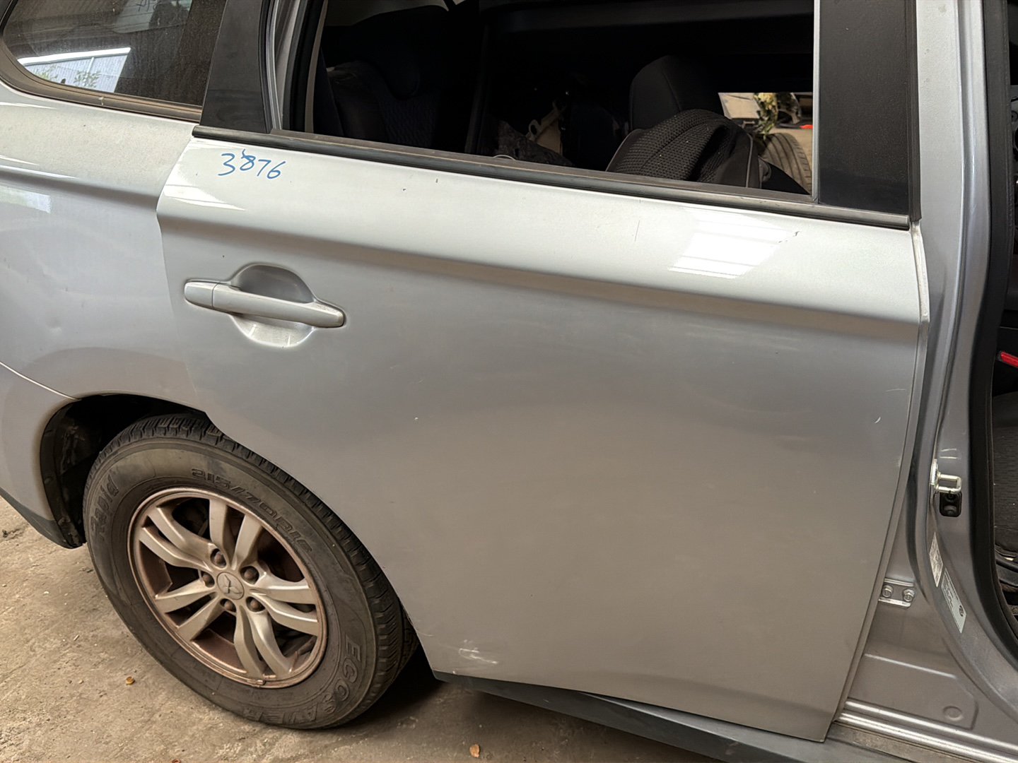 2013 Mitsubishi Outlander GF*W - Right Rear Door
