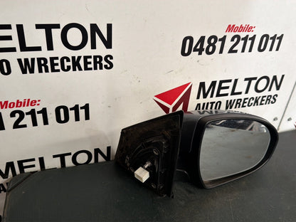 Jun 2015 to Jun 2018- Hyundai Tucson TL Active Active X- Right Door Mirror- Non-Heated Type, Non-Indicator