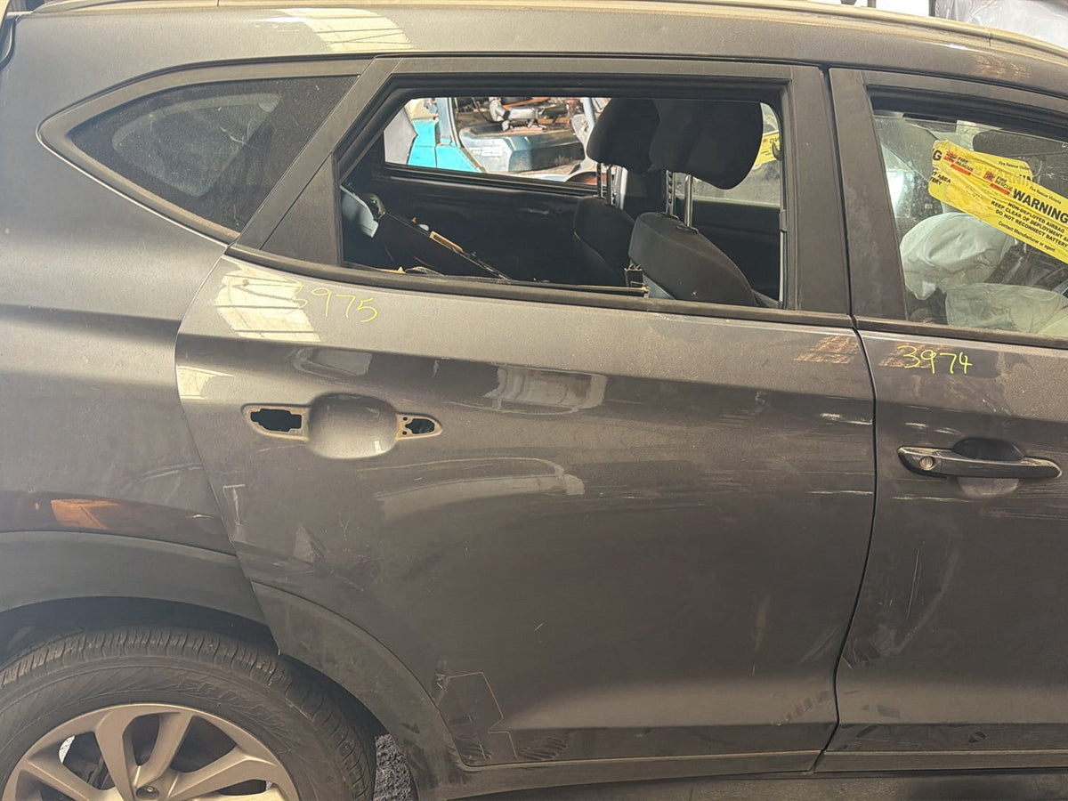 Jun 2015 to Jun 2018- Hyundai Tucson TL Built in Czech Republic VIN TMAJ- Right Rear Door