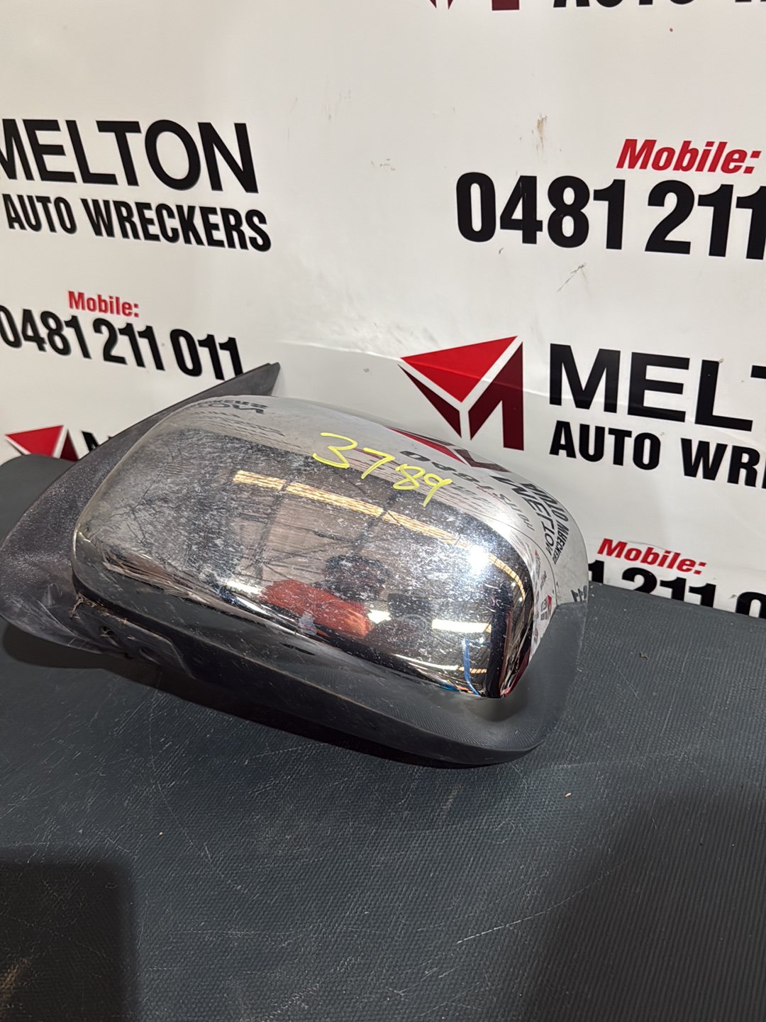 2005 Toyota Hilux - Left Door Mirror