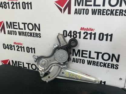 2013 Toyota RAV4 A40 - Right Rear Window Regulator/Motor