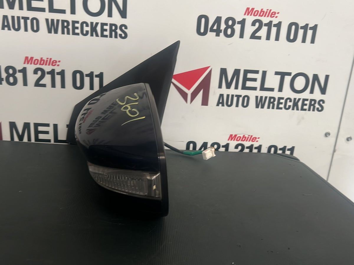 2014 Nissan Pulsar B17 Left Door Mirror