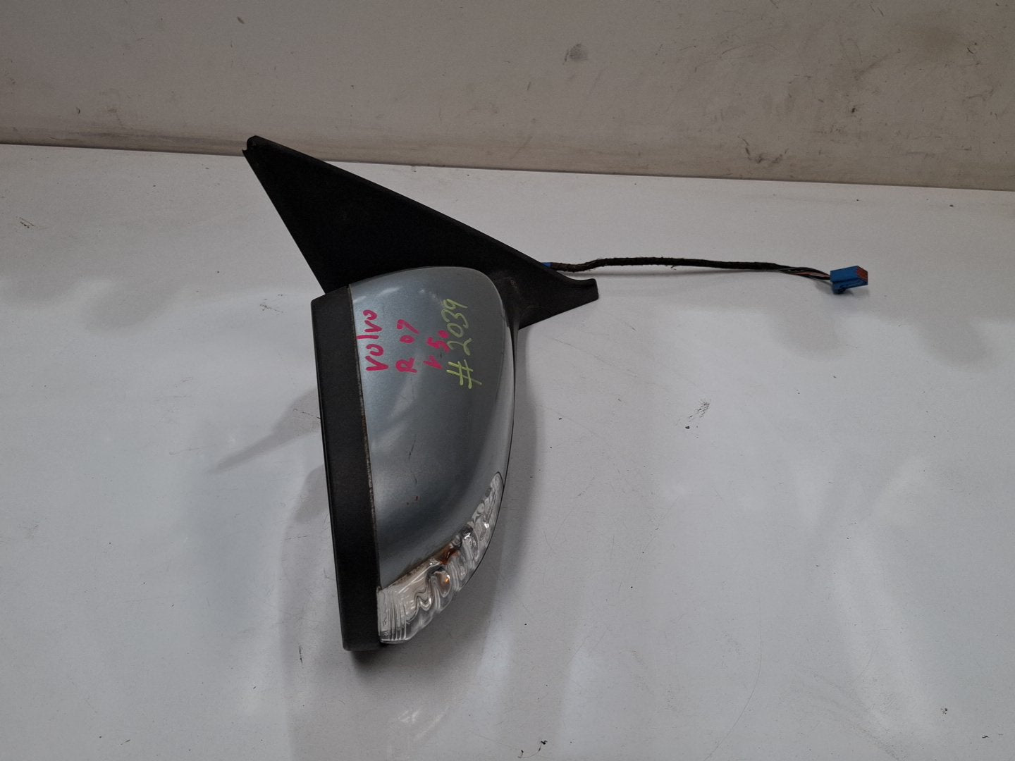 2007 Volvo V50 - Right Door Mirror