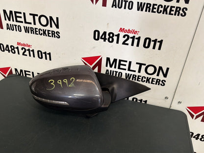 Oct 2013 to Oct 2015- Kia Optima TF- Right Door Mirror- Power Fold, Blind Spot Monitor, Rectangle Plug