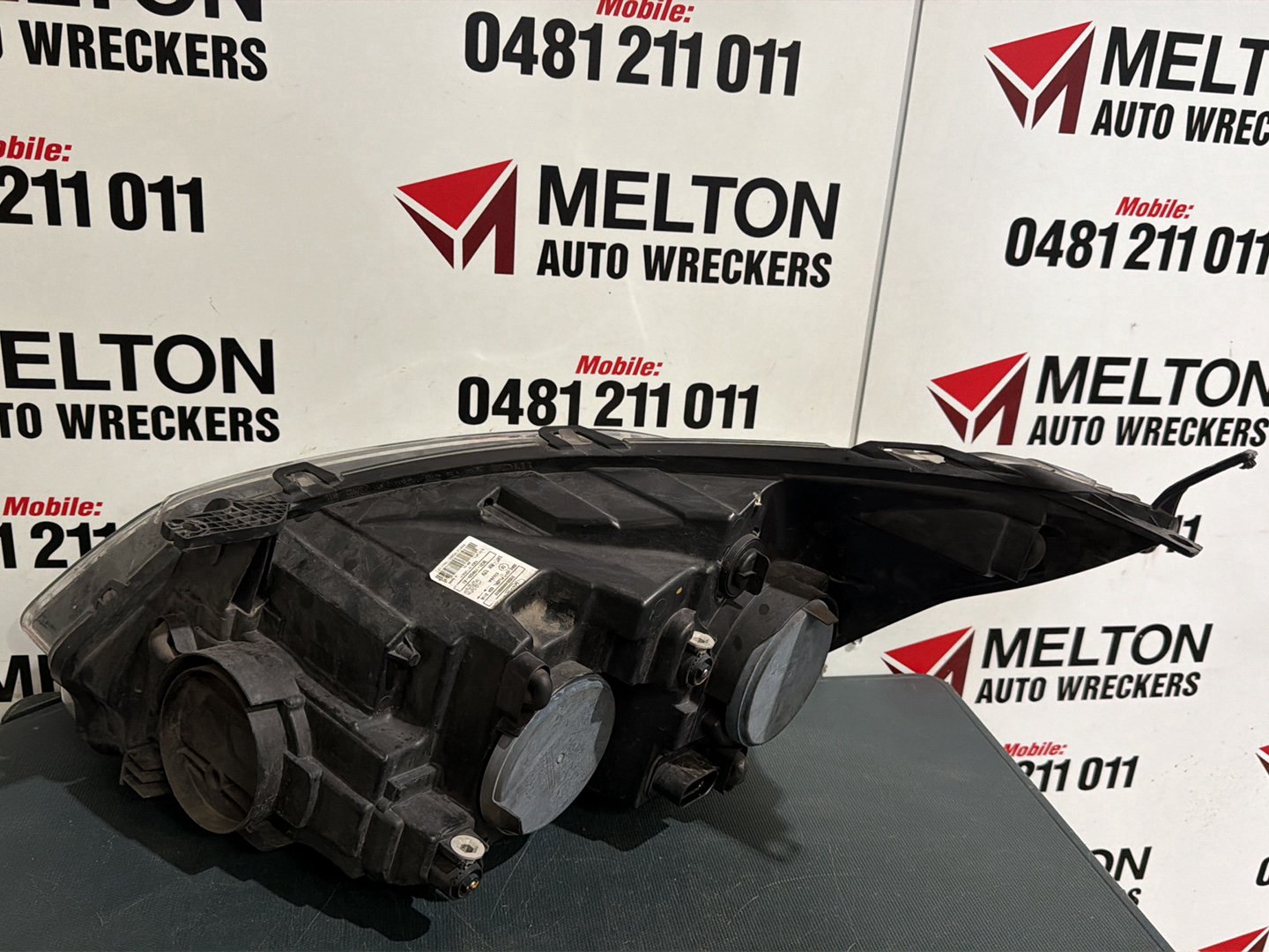 Jan 2018 to Aug 2023- Ford Transit Custom VN- Right Headlight- Halogen Type