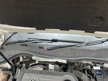 2011 Volkswagen Passat 3C (B6/B7) - Front Wiper Motor