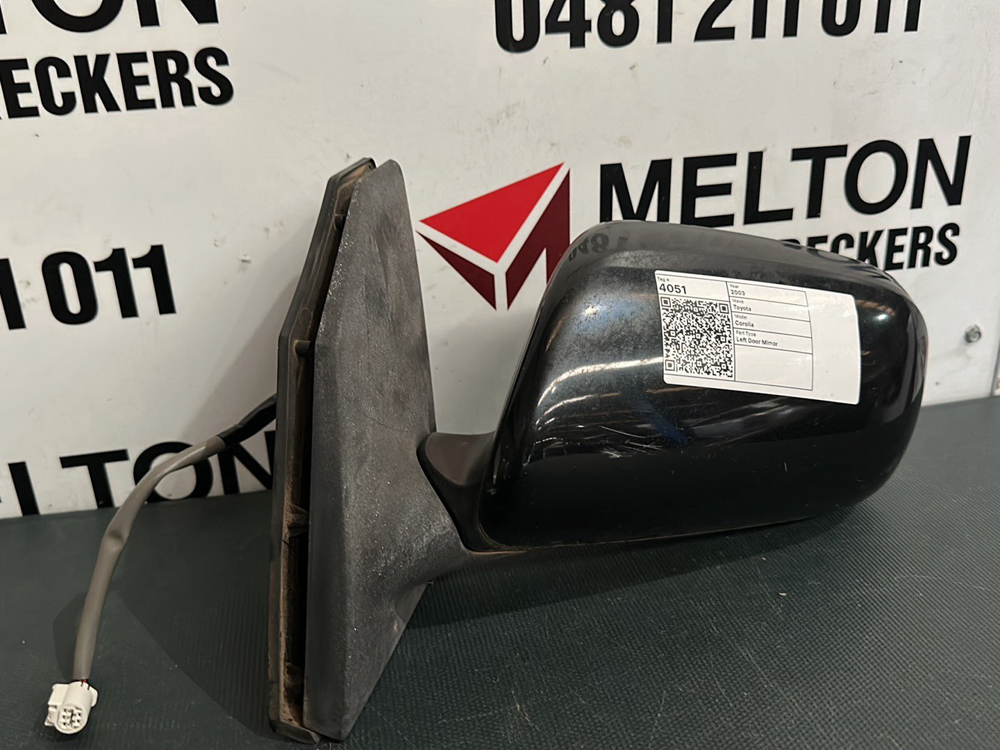 Mar 2003 to Aug 2004- Toyota Corolla ZZE122 VIN AHT- Left Door Mirror