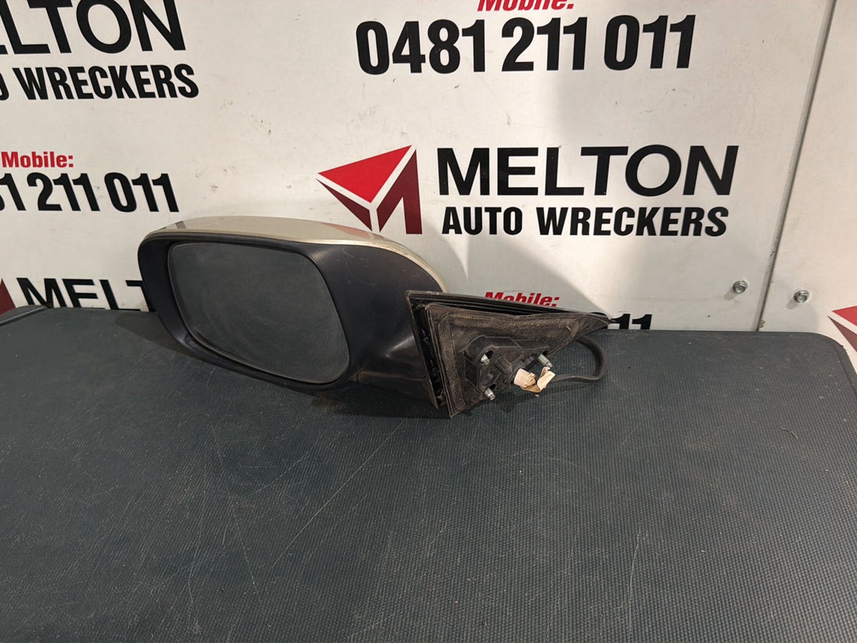 Jun 2006 to Nov 2011 - Toyota Camry ACV40 AHV40 - Left Door Mirror