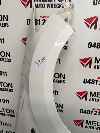 2012 Ford Mondeo MC - Right Front Guard