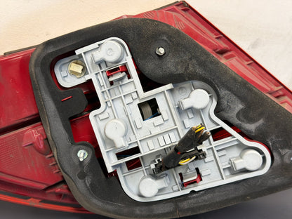 MERCEDES C CLASS RIGHT TAILLIGHT W204, SEDAN, LED TYPE, 03/11-07/14 11 12 13 14