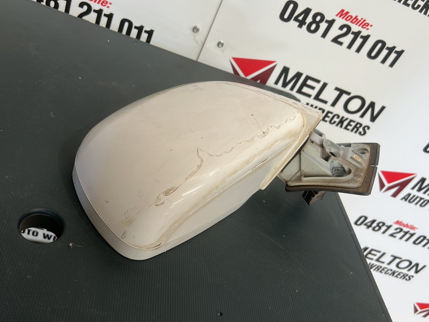 2009 Holden Captiva Right Door Mirror