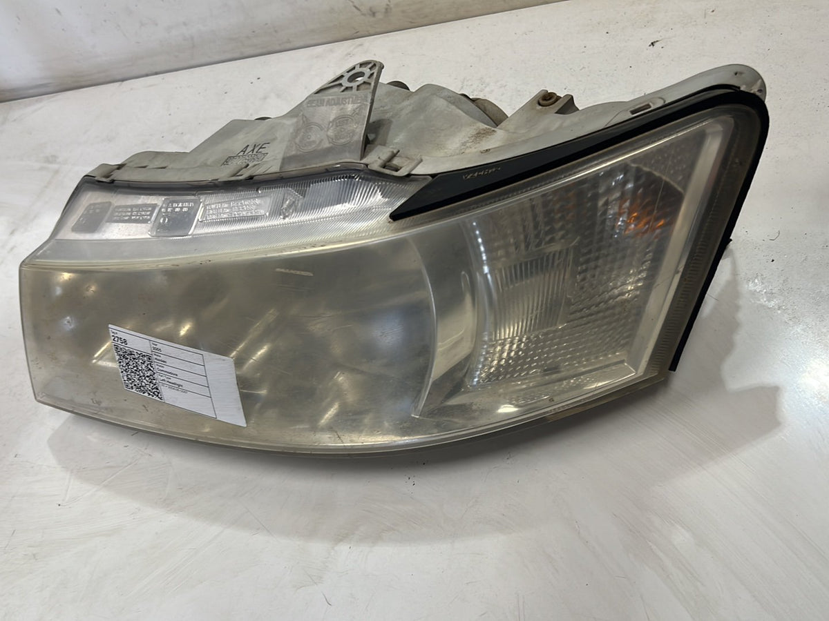2004-2007 Holden Commodore VZ Left Headlight