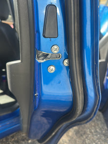 2010 Holden Barina Spark MJ - Right Rear Lock Mechanism