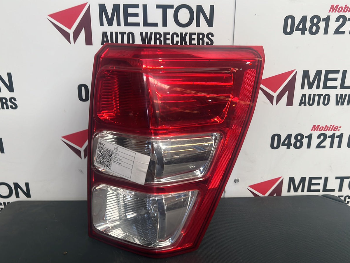 2011 Suzuki Grand Vitara - Right Taillight