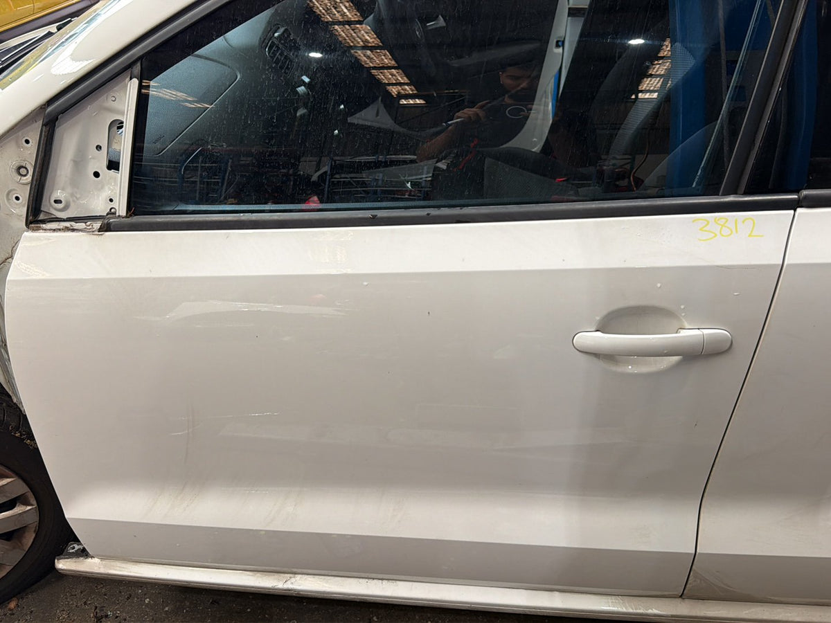 2014 Volkswagen Polo MK5- 6C 6R- Left Front Door