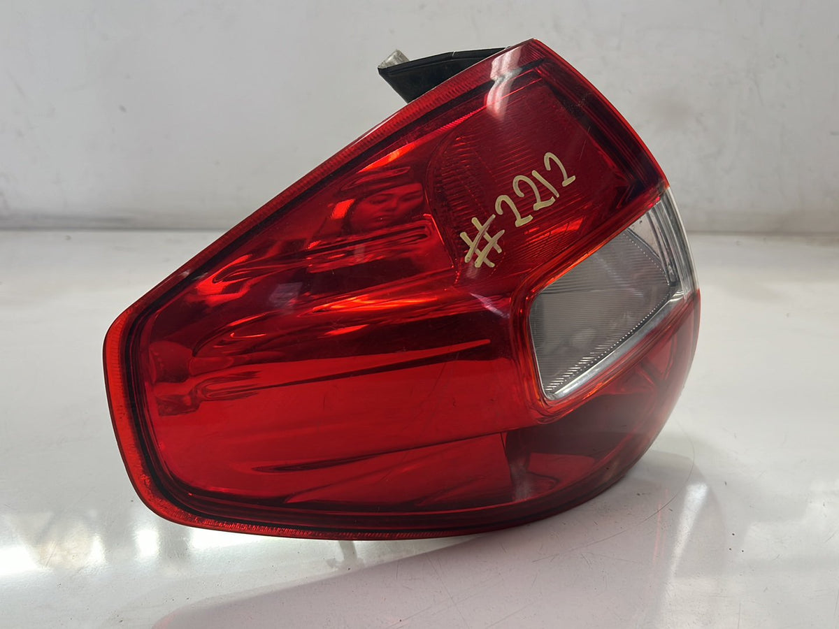 2010 Renault Koleos - Left Taillight